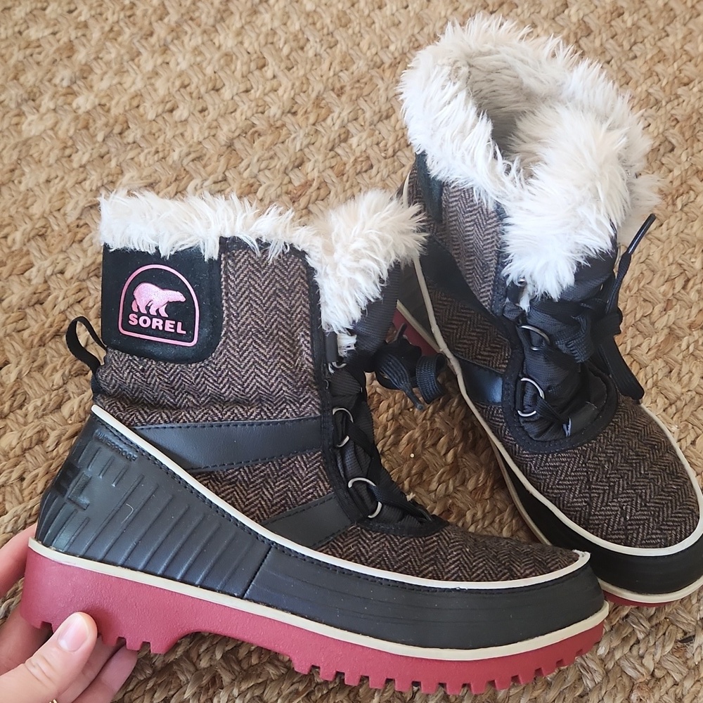 SOREL WOMEN TIVOLI II HERRINGBONE BOOTS SHOES, size 8, BROWN